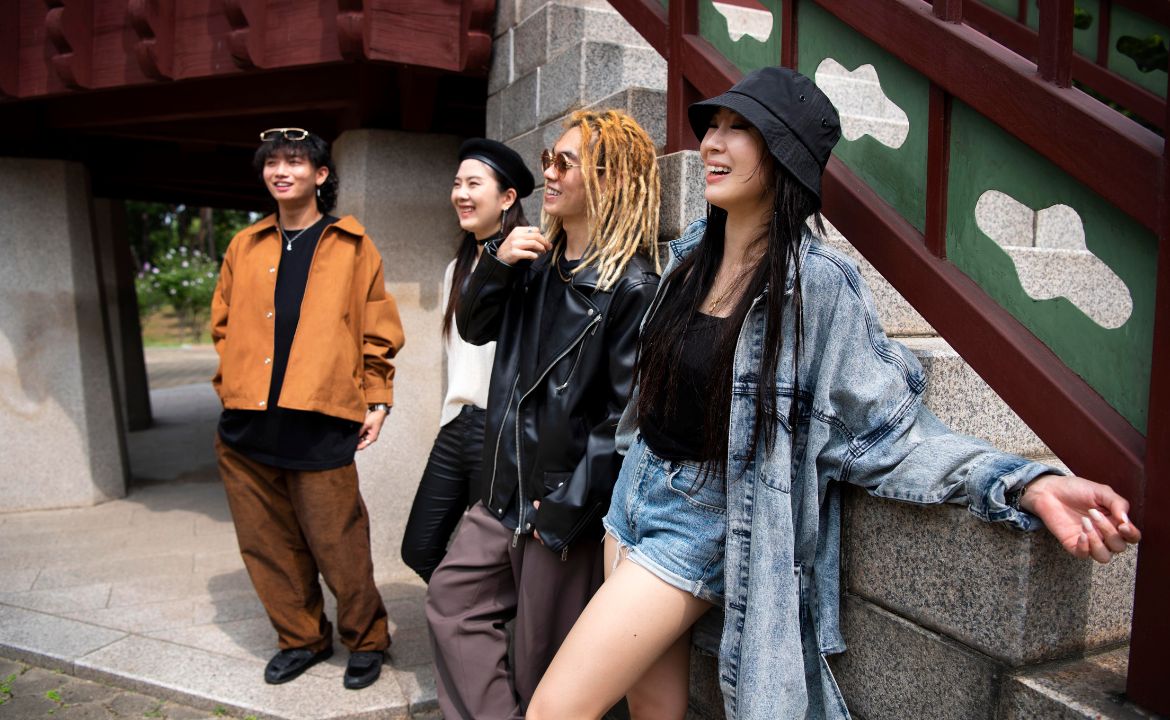 80s Urban Fashion: A Guide to Retro Street Style