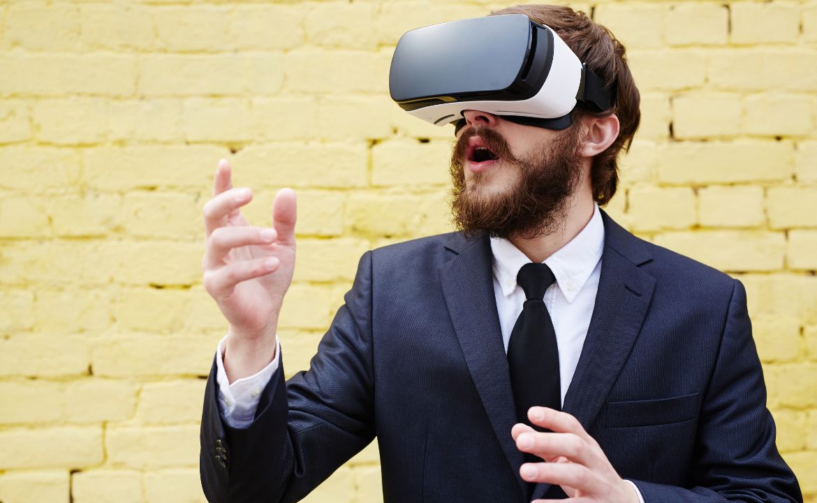 Stewart from WaveTechGlobal: Who Is He?